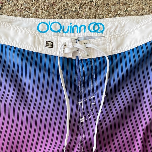 O'Quinn Surf Board Shorts OQ Swim Shorts Men's Size 34 Vivid Blue/Purple Print - Picture 2 of 6